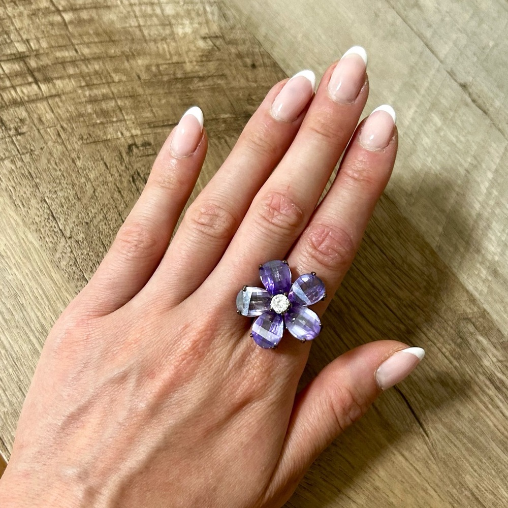 Avon | Vintage Flower Gem Ring